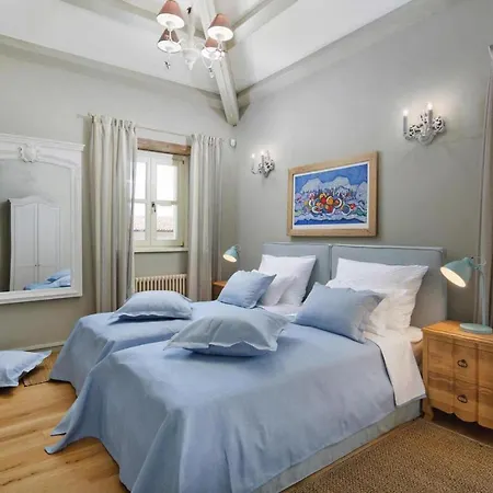 - Cis04100a-o * Канфанар